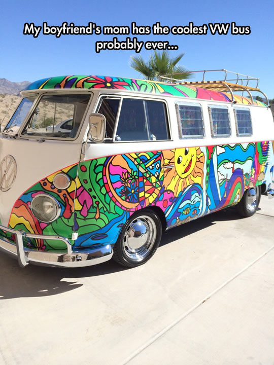 funny-Volkswagen-van-painted-peace