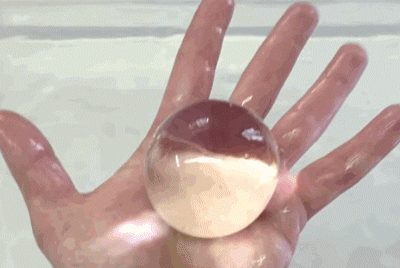 Polymer Balls That Are Invisible In Water