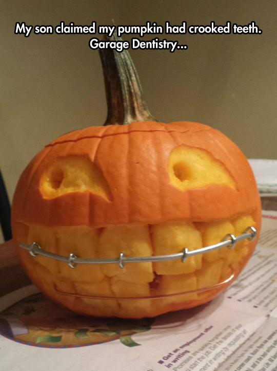 funny-pumpkin-carved-crooked-teeth