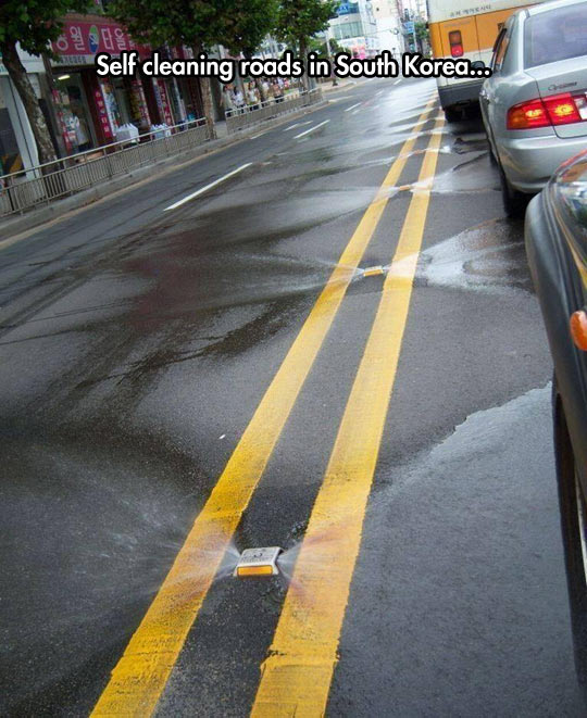 funny-street-self-cleaning-roads-South-Korea