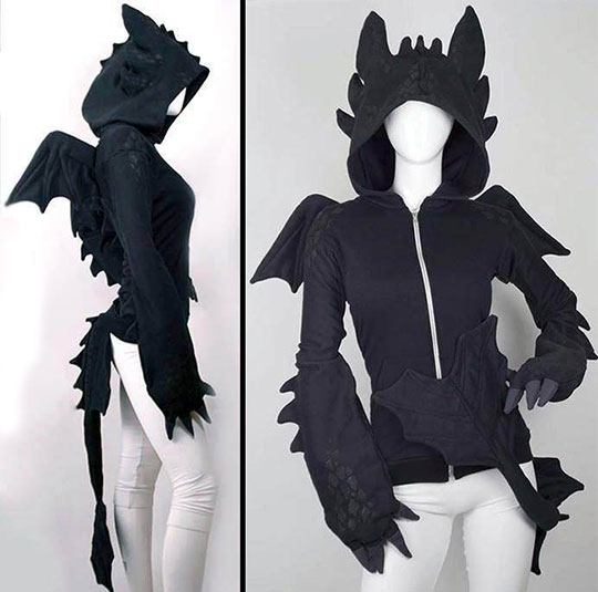 cool-Toothless-hoodie-mannequin