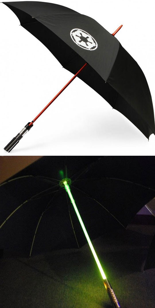 cool-lightsaber-umbrella-Star-Wars