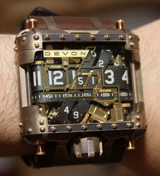 cool-watch-design-exposed-mechanism