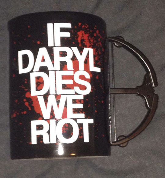 funny-Walking-Dead-mug-crossbow-Daryl