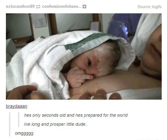 funny-baby-birth-finger-ready-world