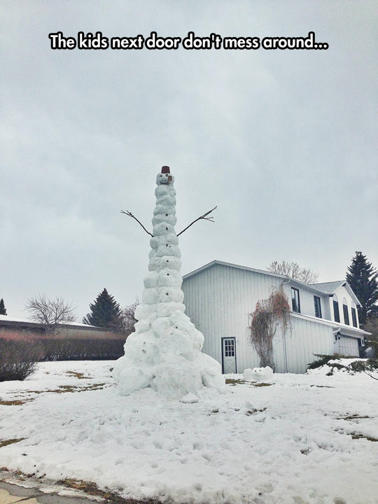 funny-snowman-giant-kid-next-door