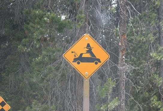 funny road sign pictues