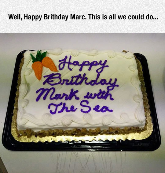 funny-birthday-cake-carrots-quote-misspell