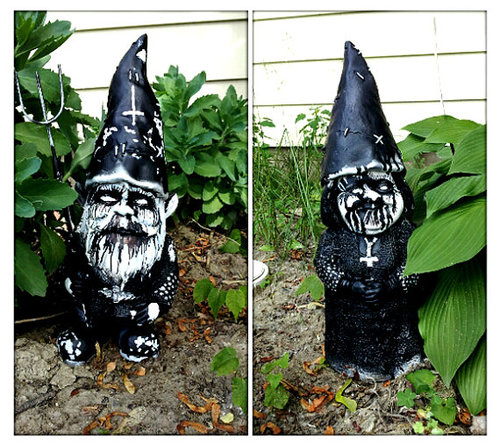 lawn-gnomes-blackmetal