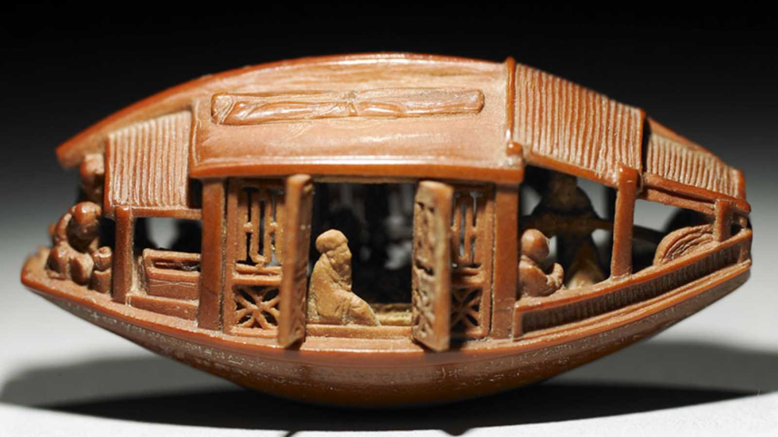 carved-olive-pit-from-1737