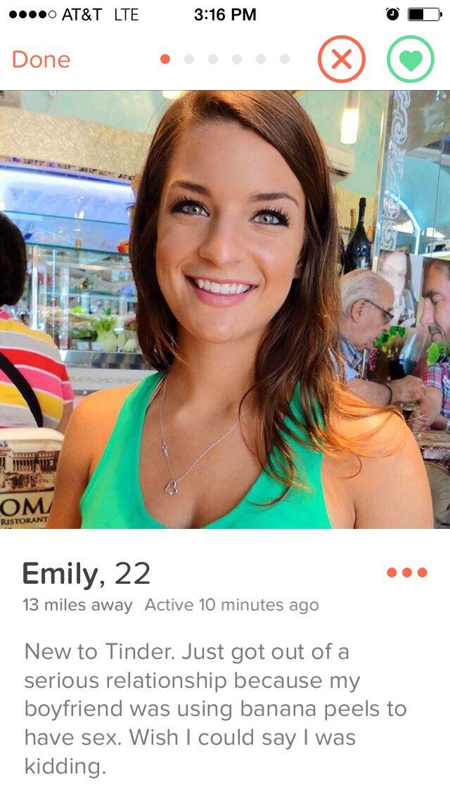 14 Ladies With Extraordinary Tinder Profiles Its A Match 4299