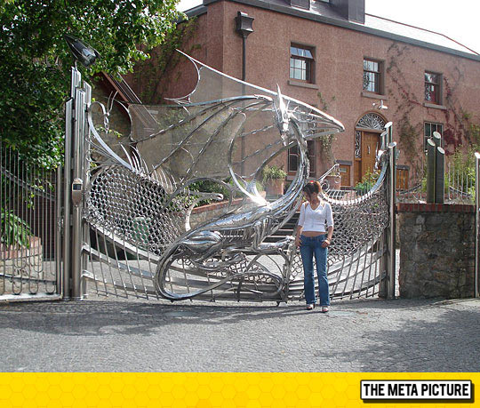 cool-amazing-Dragon-gate-design