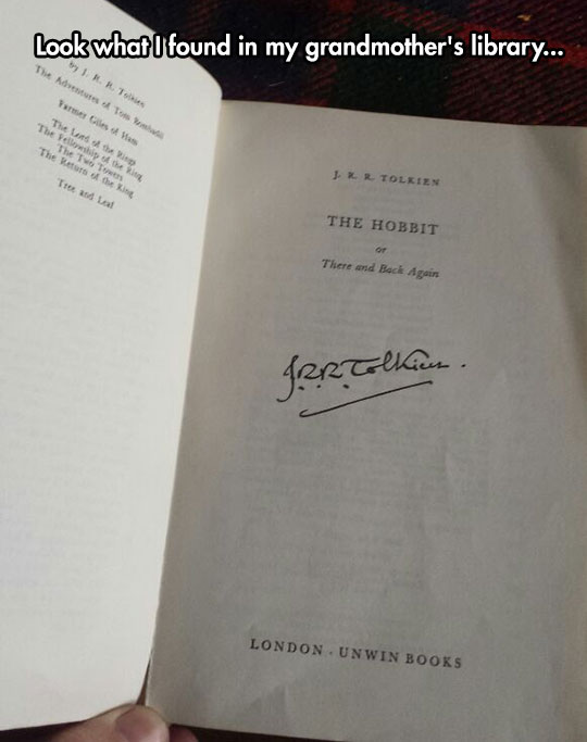 Hobbit-book-signed-Tolkien