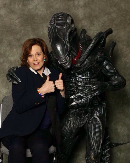 cool-Sigourney-Weaver-alien-suit