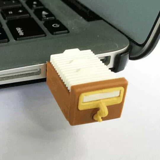 cool-thumb-drive.computer-file-drawer