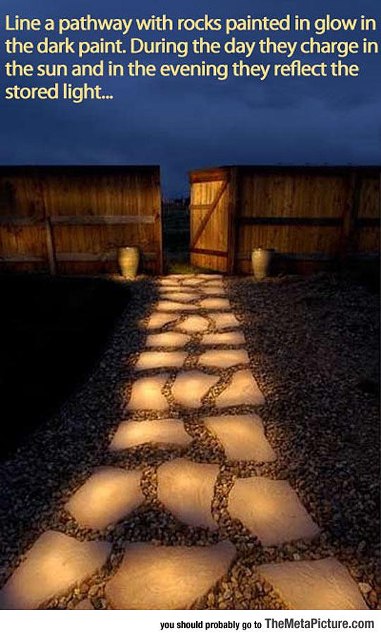 cool-pathway-rocks-glow-dark-paint-idea